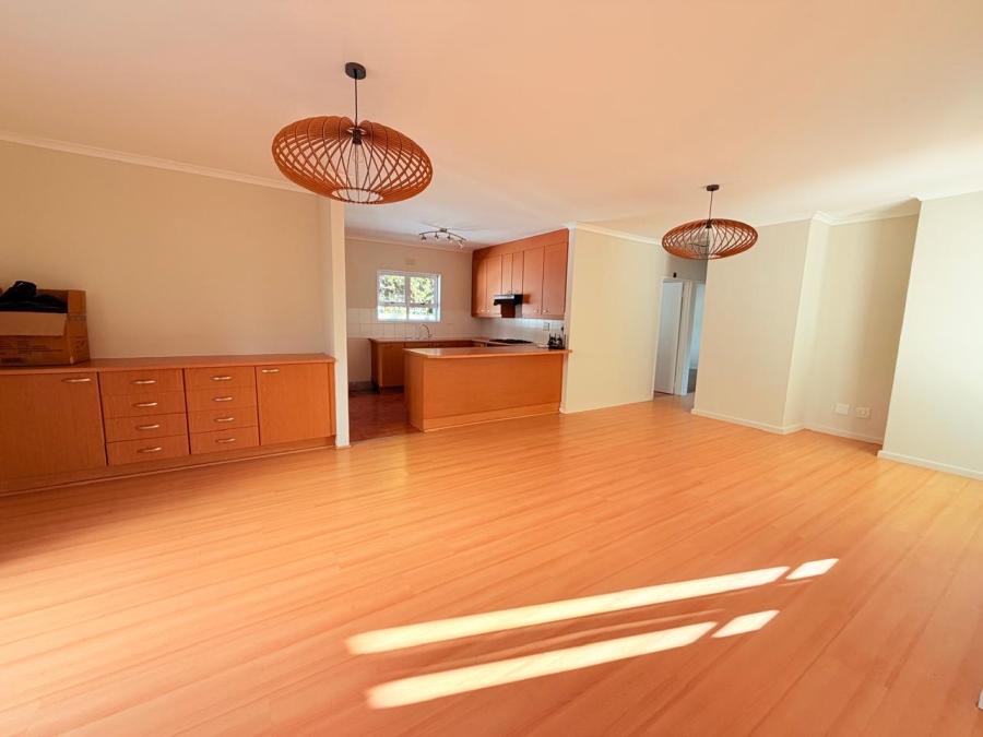To Let 3 Bedroom Property for Rent in Pinehurst Western Cape